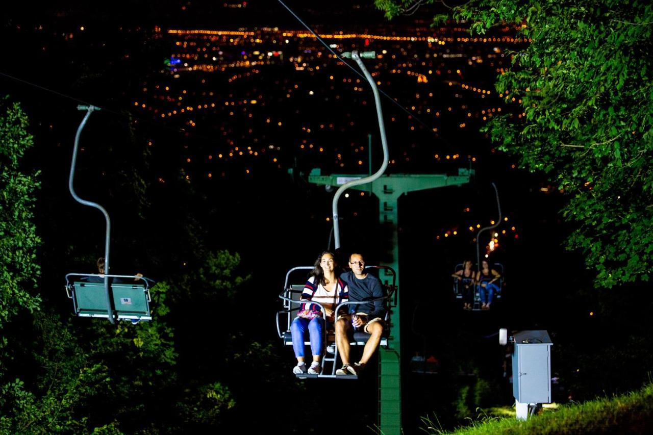 Panoramic Comfort In The Luxurious Green District! Budapeşte Dış mekan fotoğraf